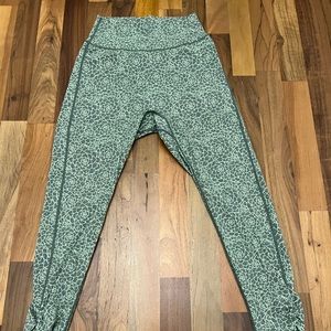Buffbunny Aloe Legging Eden Print Green